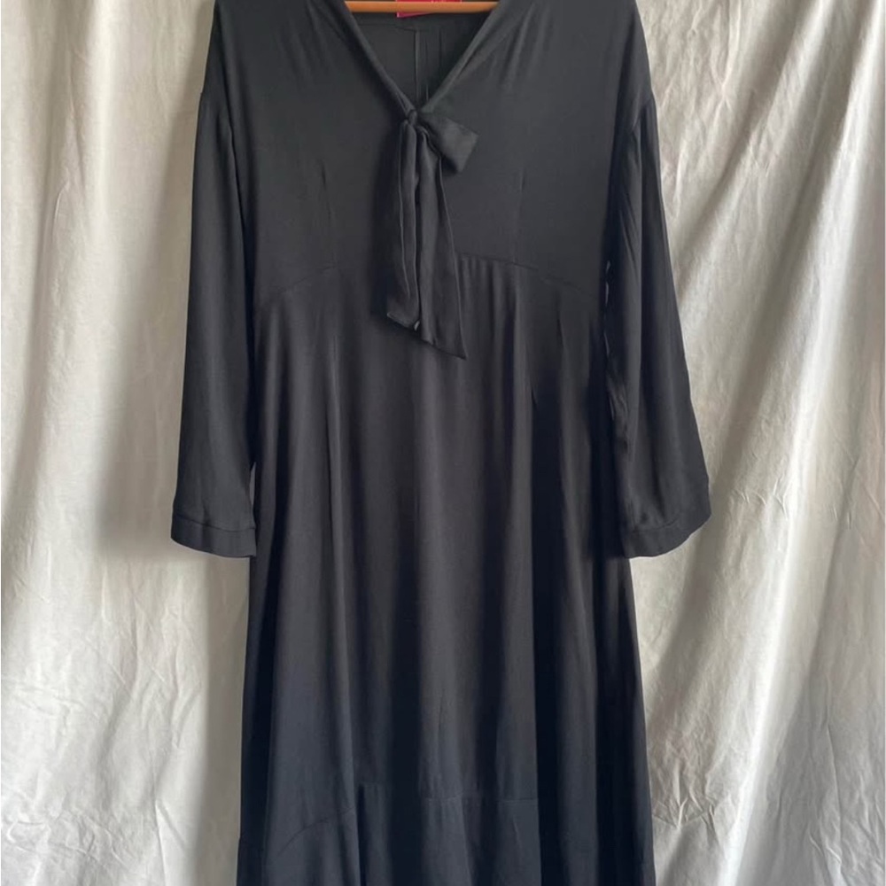 Chic Black Long Sleeve Viscose Dress
